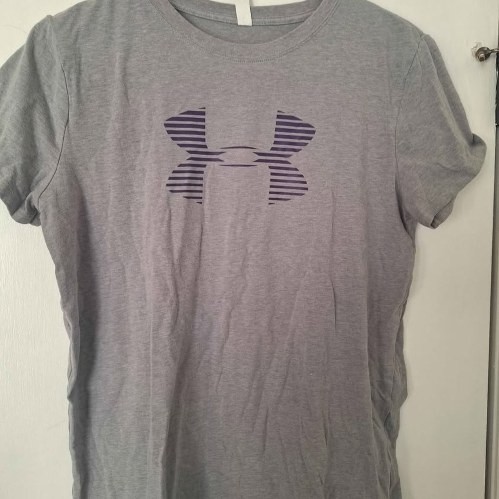 Under Armour Gray T-Shirt with Logo